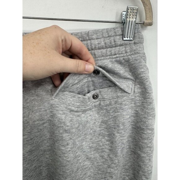 Gymshark Crest Jogger Men Medium Grey Athleisure Workout Athletic Loungewear - Picture 9 of 13